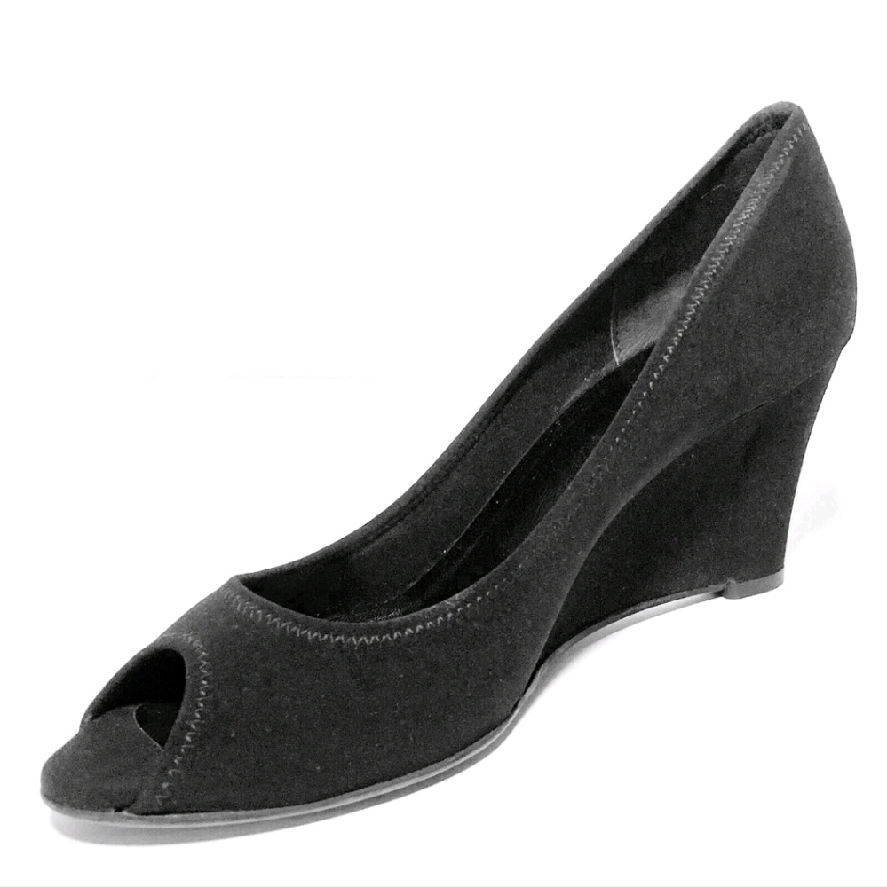 Salvatore Ferragamo Elegant Black Peep-Toe Wedges